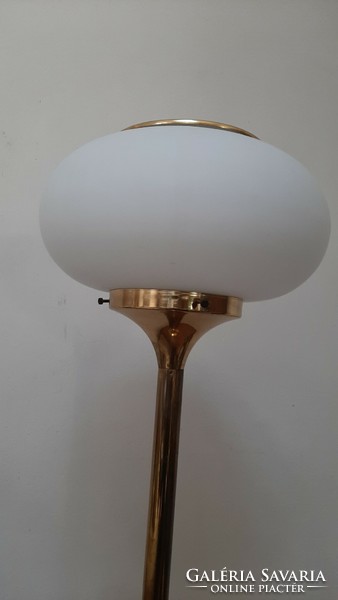 Iparművészeti lámpa, réz állólámpa