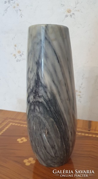Márvány váza 26 cm