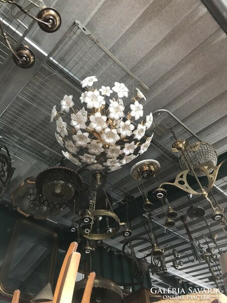 Flower-shaped chandelier glass metal