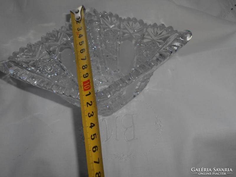 Lead crystal rhombus-shaped centerpiece in beautiful condition, offering bowl - heavy, massive piece