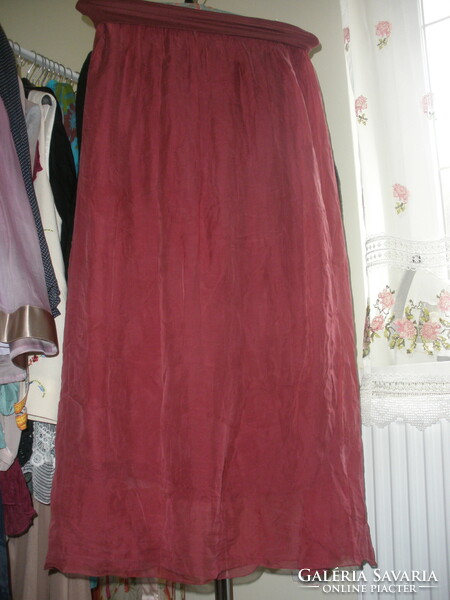 Silk skirt, burgundy or raspberry red