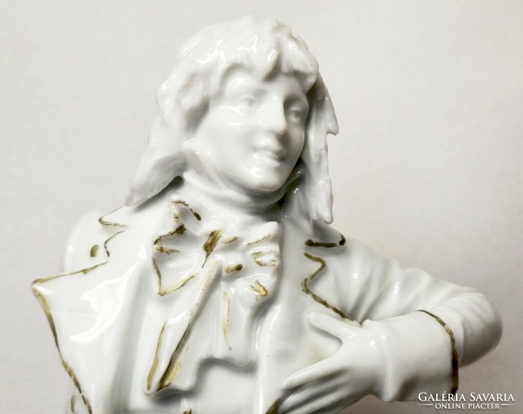 Napoleon in love. White glazed fischer Emil porcelain figure sculpture
