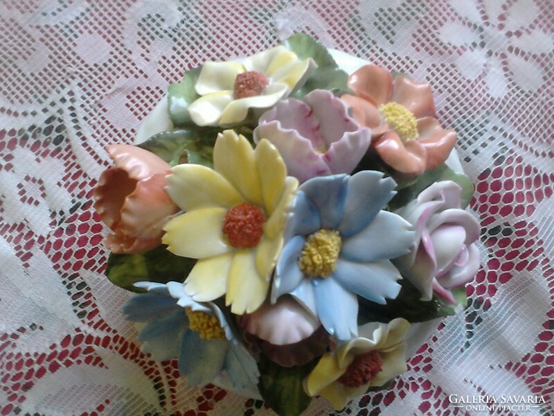 A bouquet of flowers from Herend