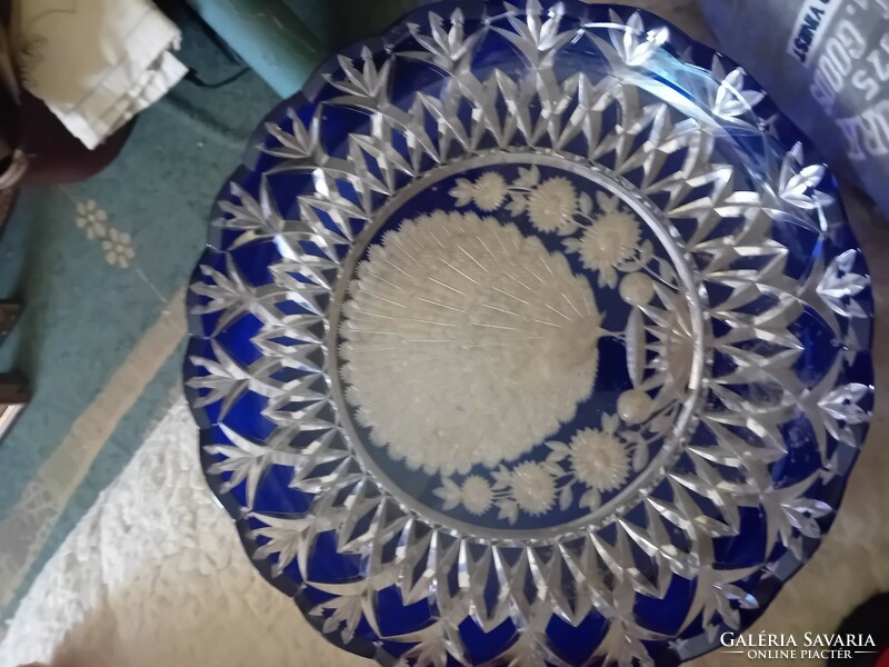 Crystal bowl with peacock motif