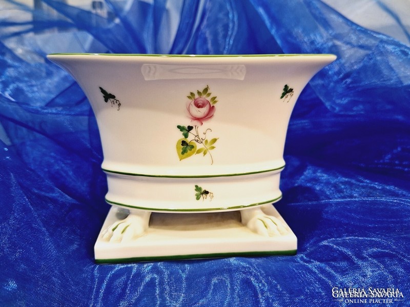 Herend Viennese rose pattern, porcelain bowl, vase.