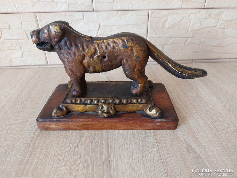 Antique cast iron nutcracker dog