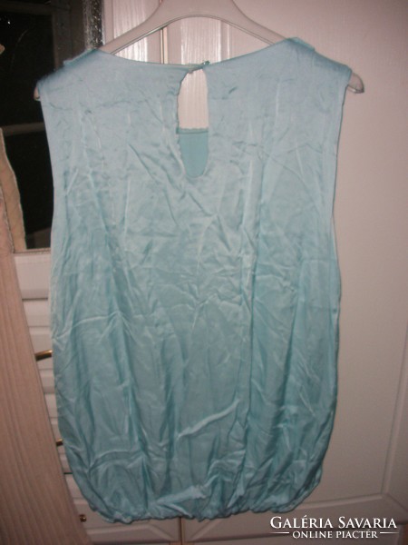 Top with silk content, light blue beaded