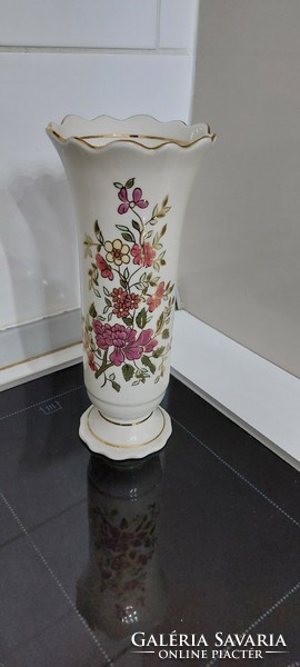 Zsolnay floral anniversary sealed vase