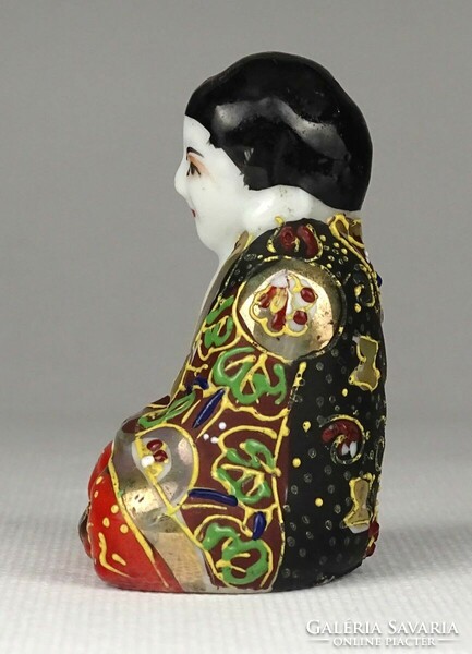 1Q880 Régi jelzett japán Satsuma porcelán figura 6.5 cm