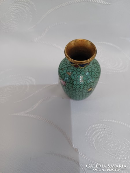 Diaphragm enamel copper vase