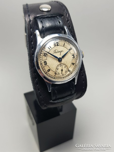 Soviet rare bicolor pobeda 1951 mechanical watch