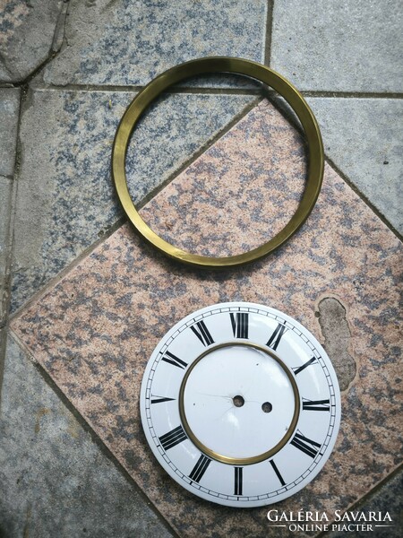 Wall clock dial ring for 1 heavy wall clock