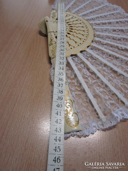 Old white lace fan 