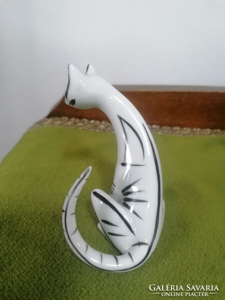 Art deco stílusú retro Hollóházi porcelán cica