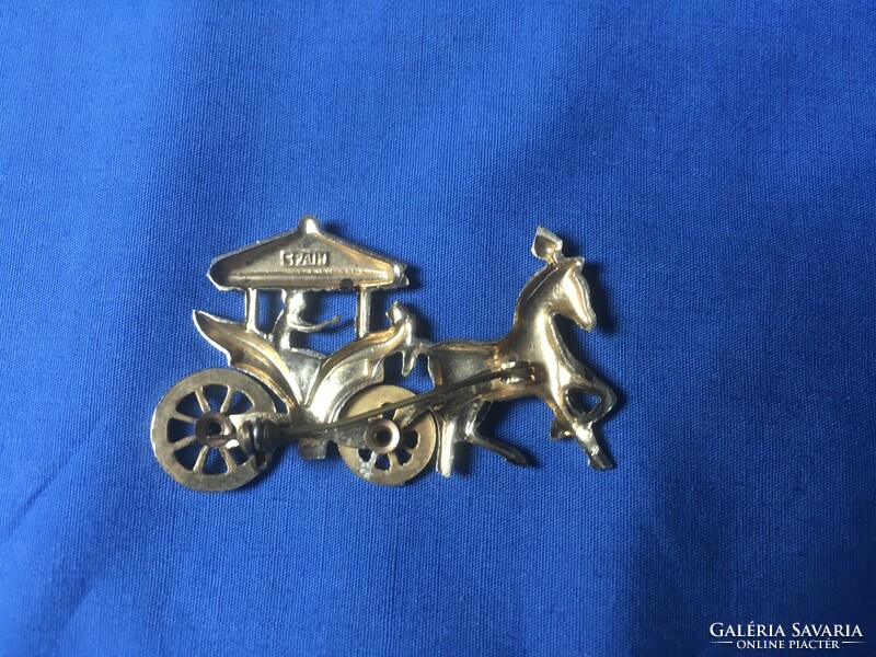 Toledo special gilded metal horse drawn carriage badge