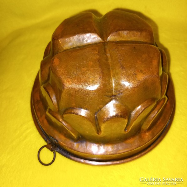 Copper kuglóf mold, wall decoration, confectioner's accessory.