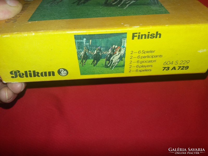 A collector's treat! Pelikan stationery company horse race board game with German box as shown in the pictures