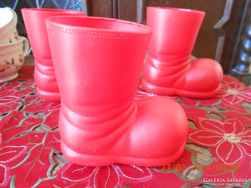 Retro Santa boots