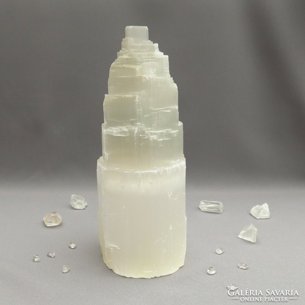 Selenite lamp