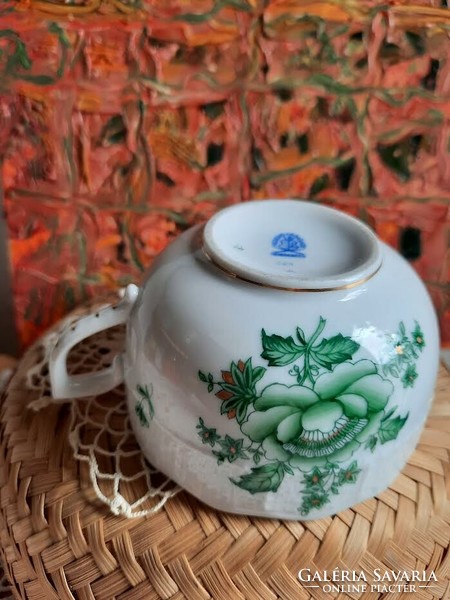 Herendi porcelán teás csésze, zöld eton minta dekorral, jelzéssel, törés repedés mentes.