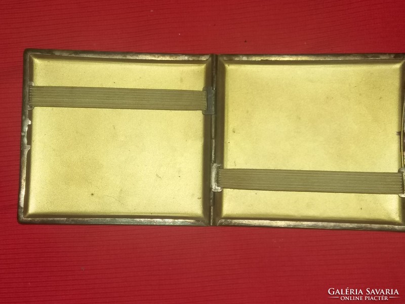 Vintage silver-plated alpaca metal case for storing 20 cigarettes according to the pictures