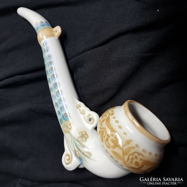 Painted porcelain decorative pipe