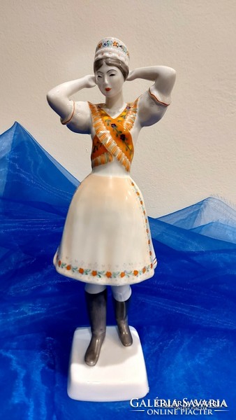 Hollóháza hand-painted porcelain bride dressed in folk costume.