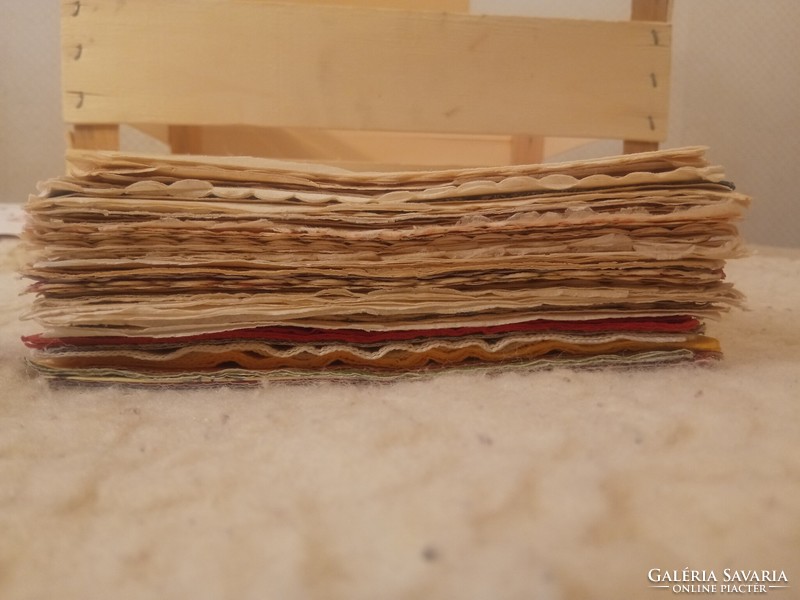 100db-os retro szalvétagyűjtemény, normál méretű papírszalvéták
