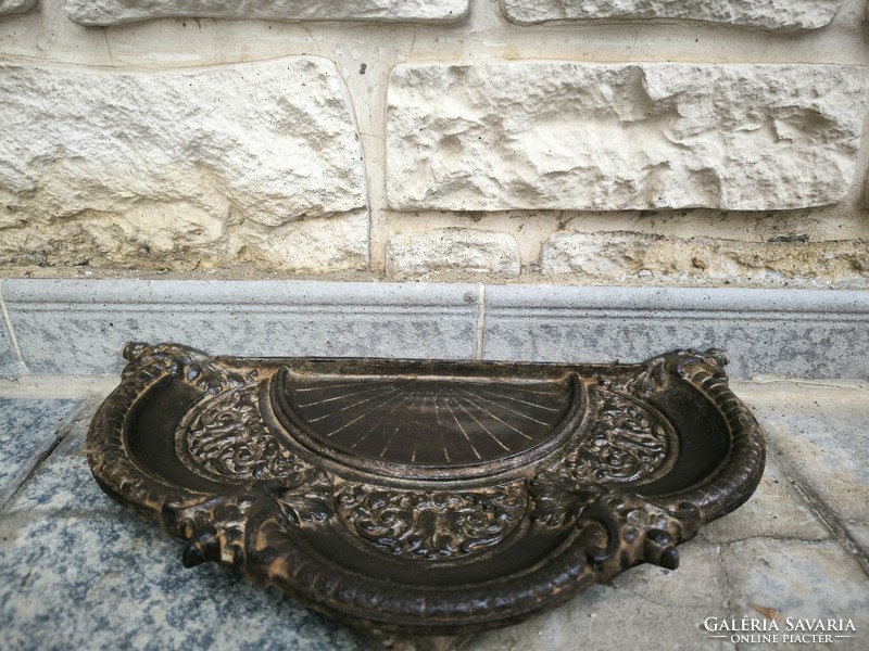 Beautiful art nouveau cast iron stove front spark arrester with ash ember catch ornate pattern.