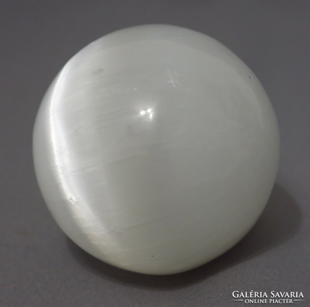 Selenite sphere