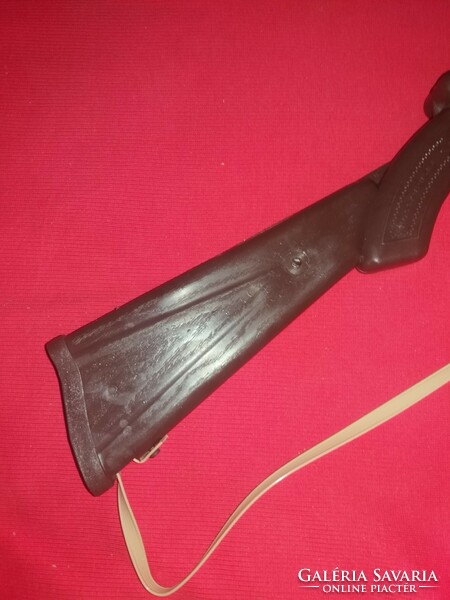 Retro convenience goods bazaar plug western indian toy rifle 
