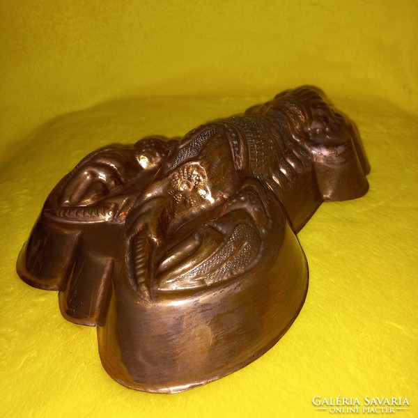 Copper kuglóf mold, wall decoration, confectioner's accessory.