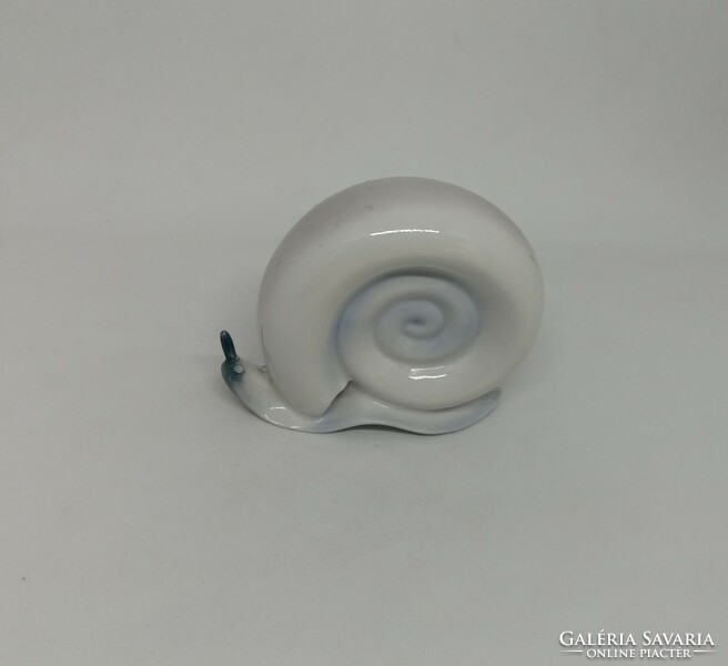 Aquincum porcelain snail 