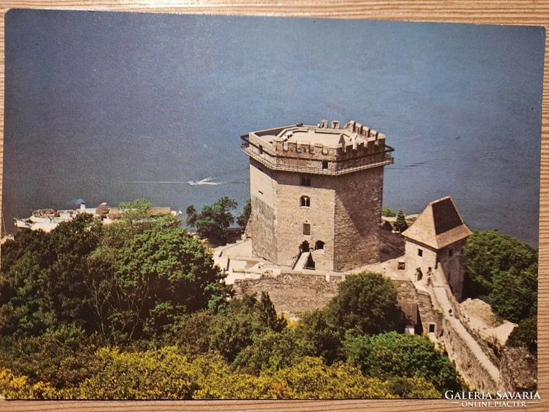 VISEGRÁD - LAKÓTORONY az északi kaputoronnyal retro képeslap - postatiszta