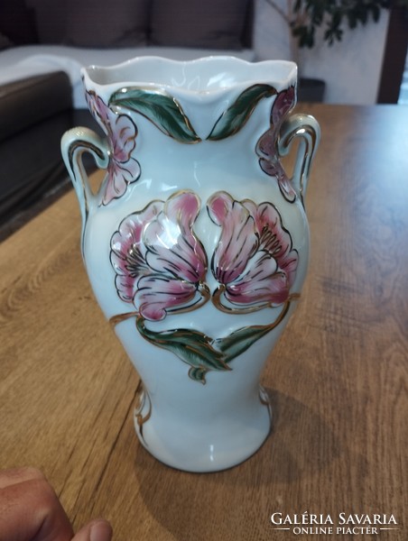 Zsolnay art nouveau vase with floral pattern