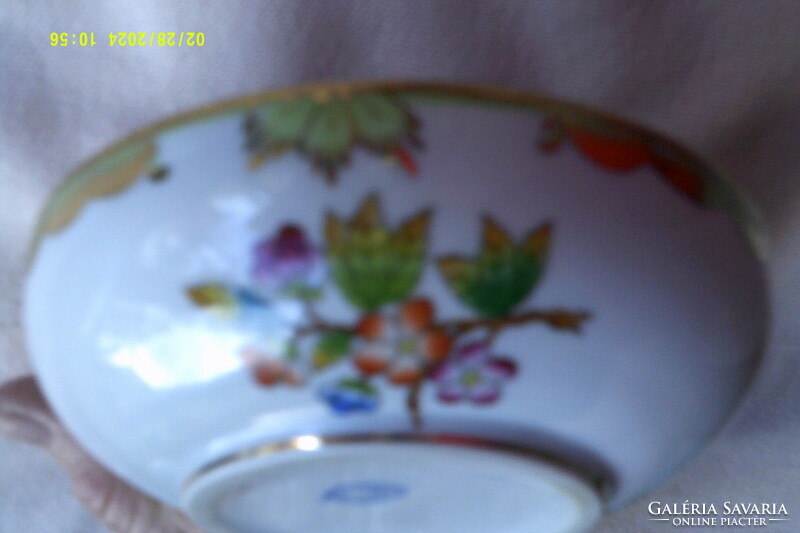 Herend porcelain, lower part of bonbonnier with Victoria pattern. For replacement!