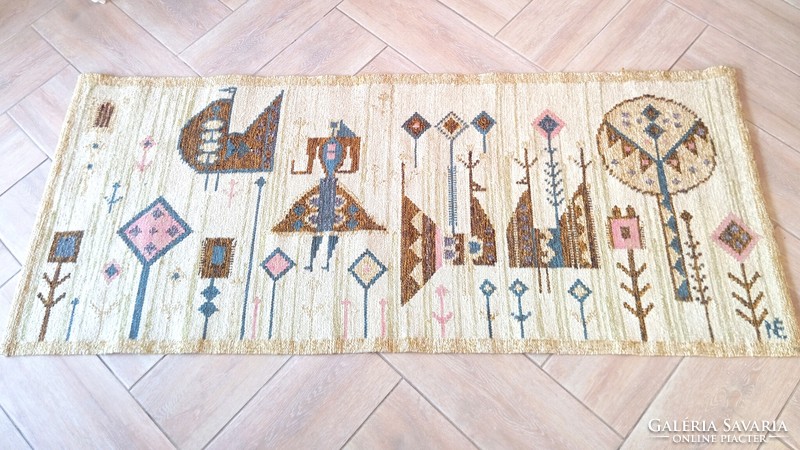 Retro Hungarian carpet. German year. Indicated