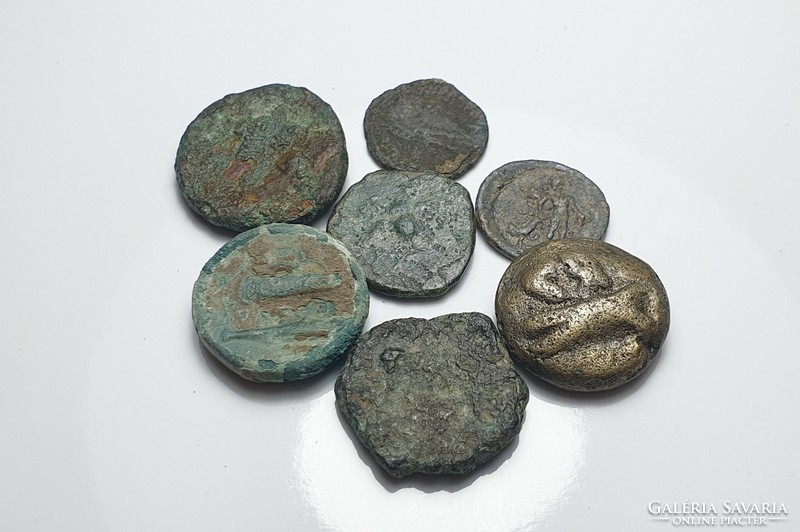 7 contemporary bronze coins of ancient states.