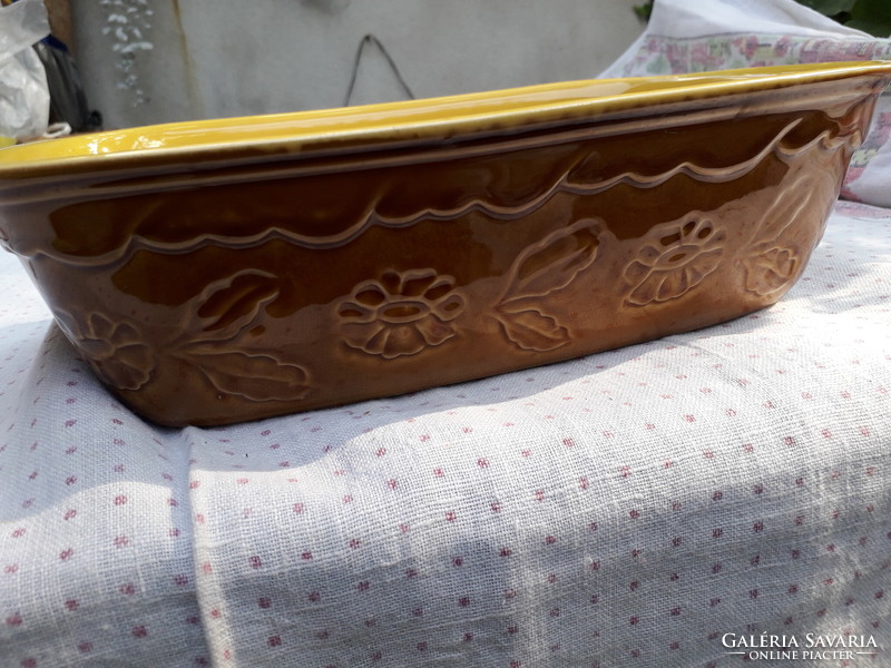 Ceramic baking dish with glazed pattern 32x23 cm. Flawless