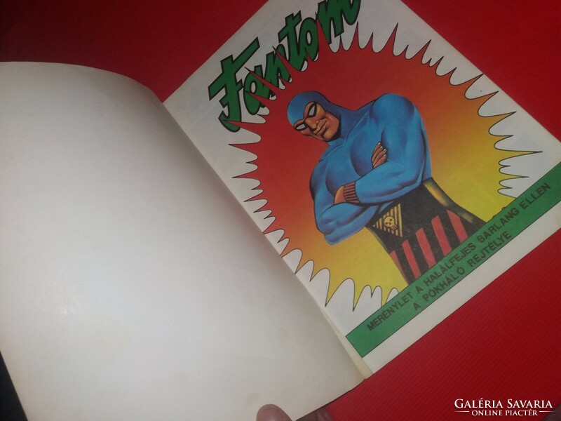 Retro FANTOM színes képregény füzet 2 történettel gyönyörű rajzokkal a képek szerint