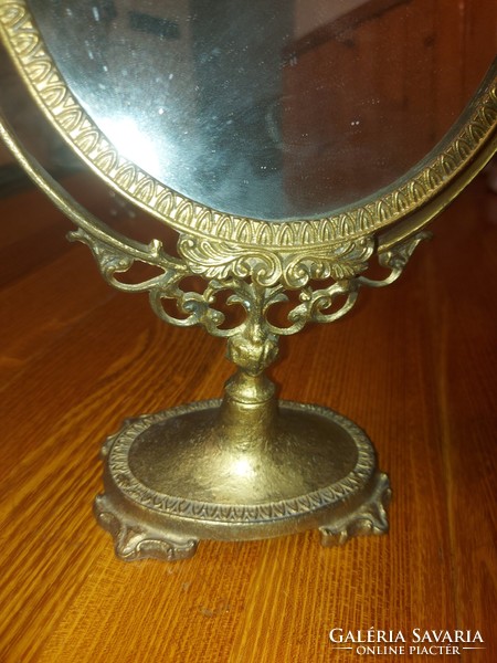 Díszes réz asztali tükör, 39 cm magas