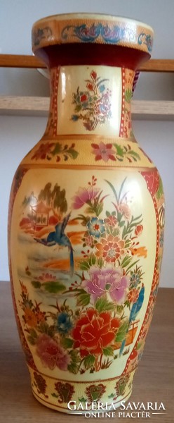 Oriental hand-painted vase 30 cm xx