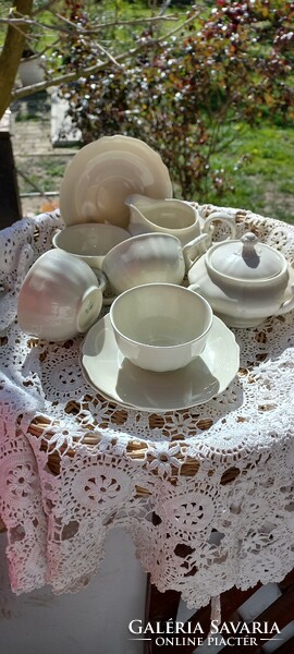 4 Personal off-white baroque tea set