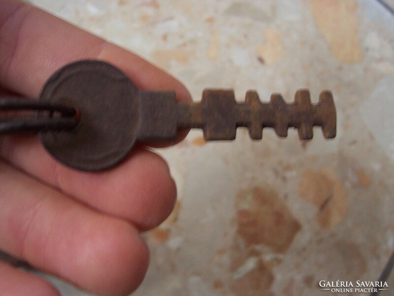 Very rare interesting old lock