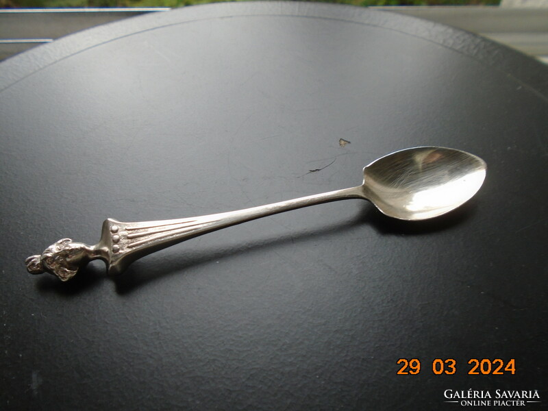 Ice cream scoop covered with flat silver with a figural art nouveau lady