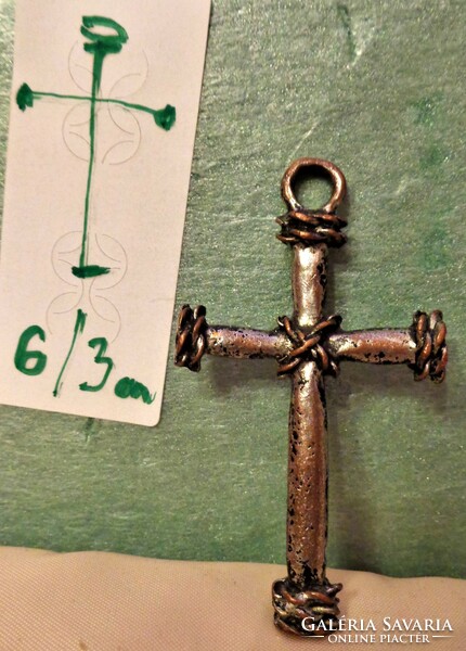 Silver-plated /copper alloy/ crucifix