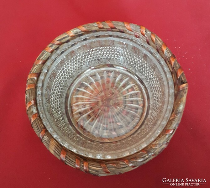 Wicker serving bowl with cast glass insert