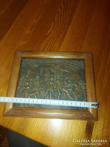 Bronz dombormű, méret jelezve, 80 dkg