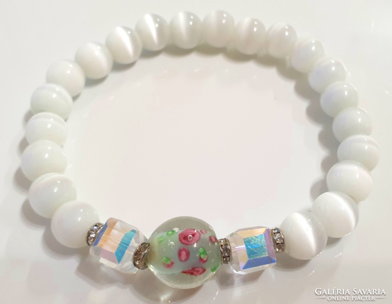 Elegant glass cat's eye bracelet with Murano decoration