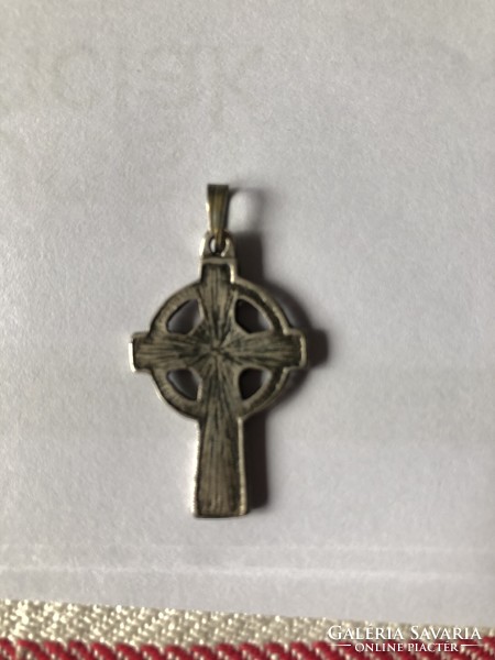 Cross pendant